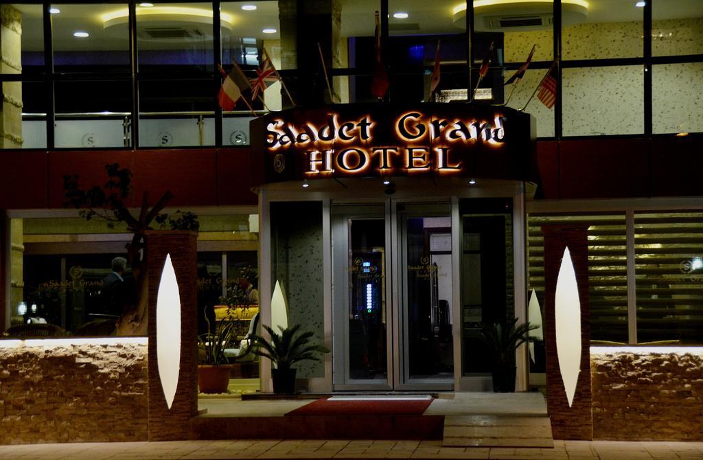 Saadet Grand Hotel ฮาไตย์ ภายนอก รูปภาพ